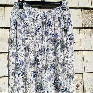 American Eagle Floral Pants